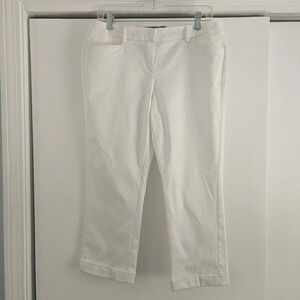New York & Company White Size 6 Copped Capri Dress Pant